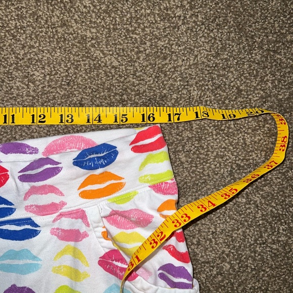 Victoria’s Secret Sleep Set Pucker Up - Picture 13 of 15